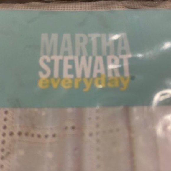 MARTHA STEWART * Beige ECRU Vinyl PATCHWORK LACE Shower Curtain 70"x71" * NWT - Picture 5 of 5